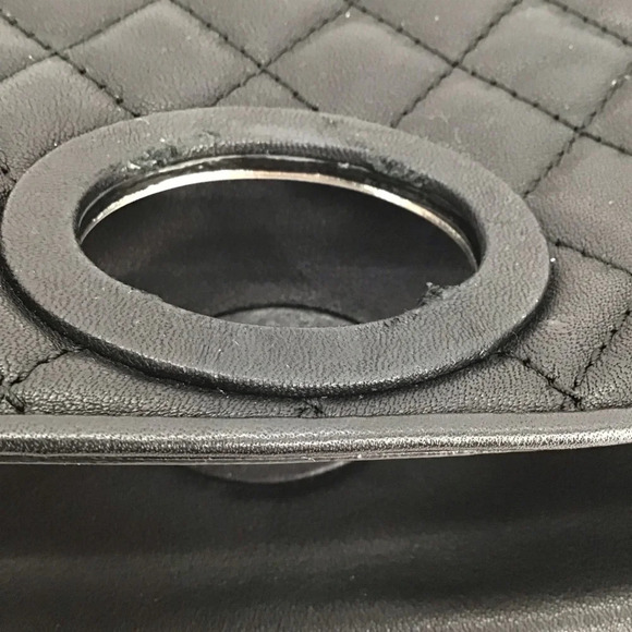 Talbots Quilted Leather Classic Clutch Shoulder Bag Silver Chain Hardware - Picture 9 of 14